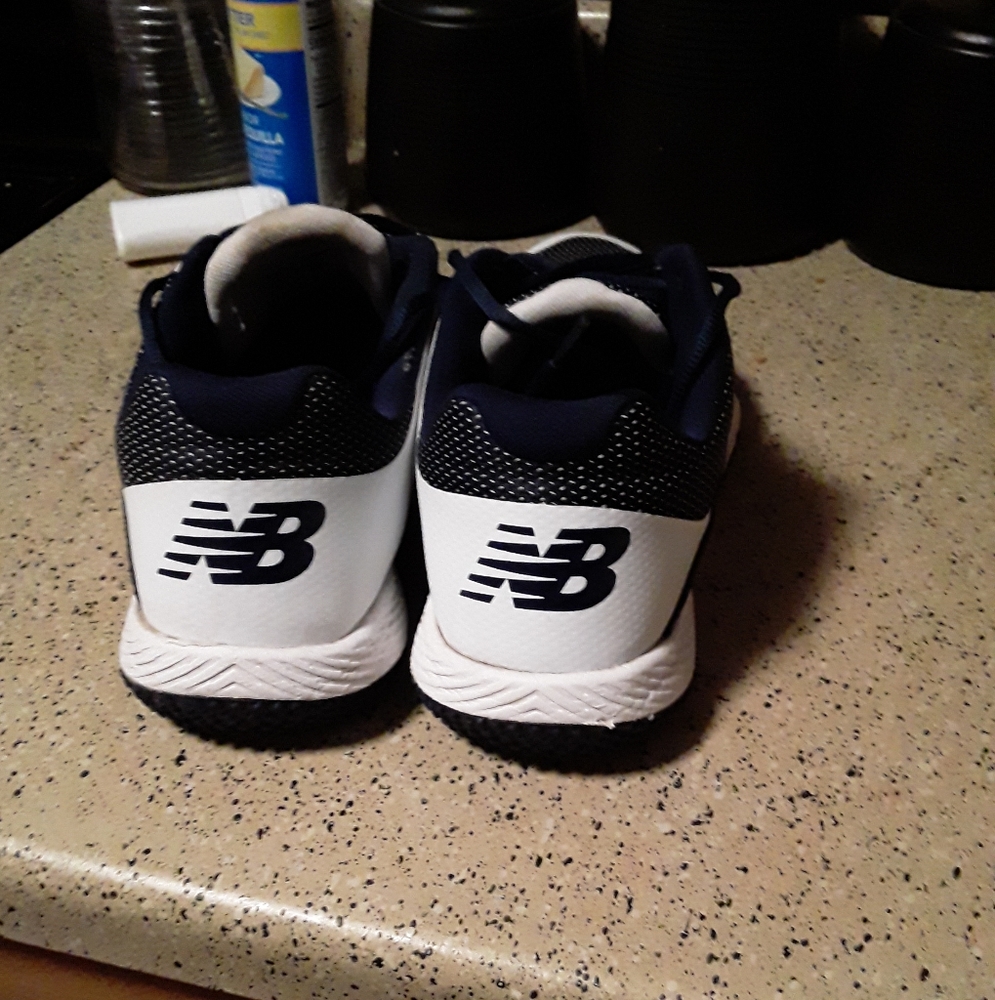 12.5 new balance softball trainers